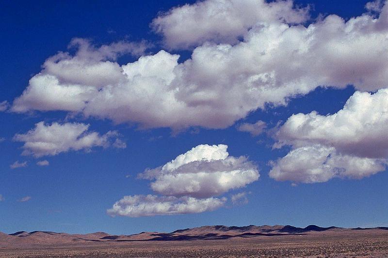 2001-04 Utah Trip 015 Clouds N NV.jpg